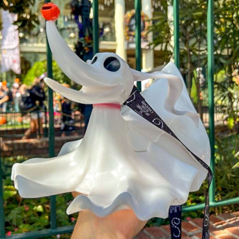 Disney 2022 ZERO light up popcorn bucket